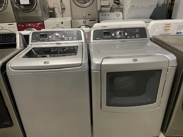 Laveuse sécheuse top load grises grande capacité Maytag