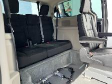 2017 Dodge Grand Caravan WHEELCHAIR ACCESSIBLE VAN-MIDDLE SEAT - Photo 5