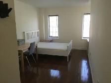 nice clean room for rent at York university village