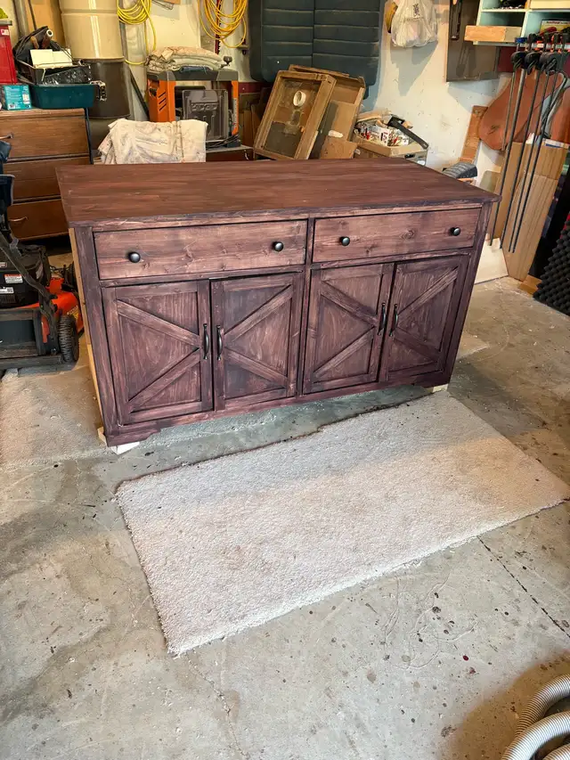 Sideboard