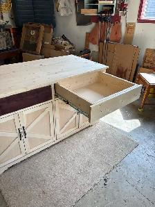 Sideboard - Photo 2