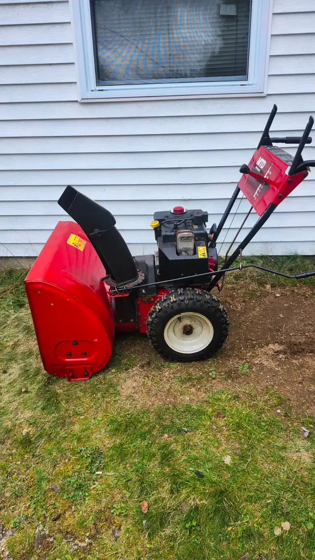 MTD snowblower 10hp 28'cut $600 obo ph.902 565-7430