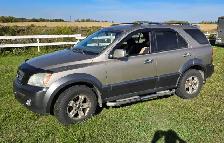 2005 Kia Sorento EX - Photo 2