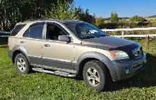 2005 Kia Sorento EX - Photo 4