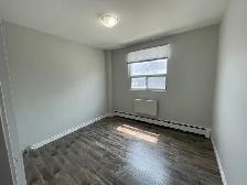 1 BD APT with Balcony - Heat and Water Included! - Photo 13