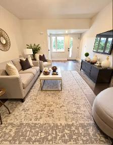 3 Beds 2 Baths - Townhouse - Photo 3