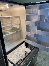 Réfrigérateur stainless 30'' congélateur en bas GE Profile - Photo 2