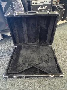 Yorkville 3-Guitar Travel Case Stand @ Cashopolis!! - Photo 3