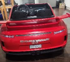 Porsche 911 GT3 Kids  Ride on Car - Photo 2