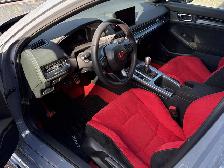 2025 Honda Civic Type R - PPF, CLEAN CARFAX, MINT CONDITION - Photo 6