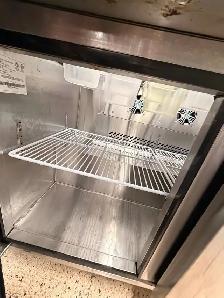 ️ Commercial 2-Door Refrigerated Sandwich / Salad Prep Table - Photo 6