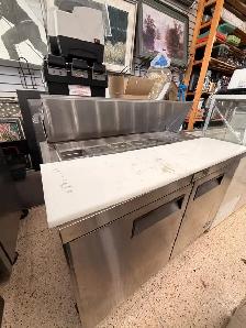 ️ Commercial 2-Door Refrigerated Sandwich / Salad Prep Table - Photo 8