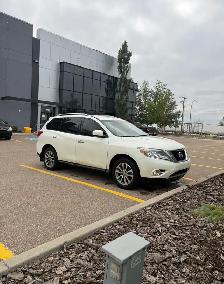 2016 NISSAN PATHFINDER NEED GONE TODAY! - Photo 2