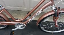 Ladies Comfort Bicycle - Photo 4