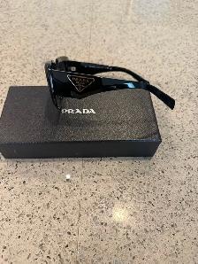 Brand New Authentic Prada Sunglasses !! - Photo 4