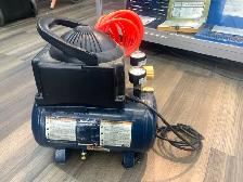 Mastercraft 2 Gallon Air Compressor