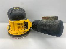 Dewalt DCW210 20V Sander Tool Only - Photo 2