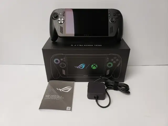 (9924305) ROG RC73XA XBOX Ally X Handheld Gaming System