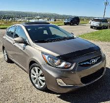 2012 Hyundai Accent GLS FWD - Photo 3