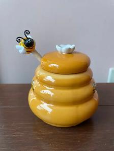 Ceramic Honey Jar, with Lid, and Wooden Dipper