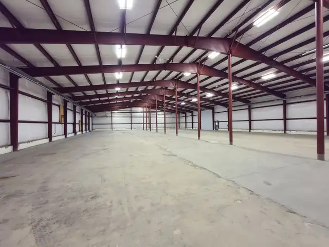 Heated Warehouse Storage in Gimli Airport Industrial Park