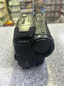 Sony CCD-TR82 8MM Camcorder With 2 Batt And Charger - Photo 3