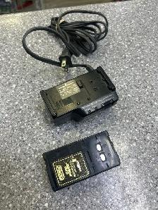 Sony CCD-TR82 8MM Camcorder With 2 Batt And Charger - Photo 4
