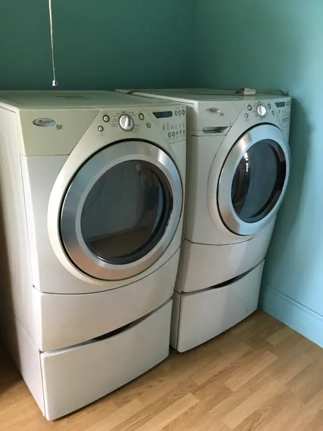 Laveuse & Sécheuse de marque Whirlpool