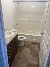 Condo 2 Chambre pour louer / 2 Bedroom Condo for rent - Photo 2