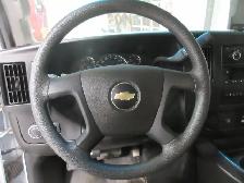 2023 Chev Express Cube Van - Photo 5