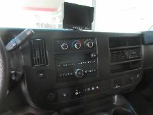 2023 Chev Express Cube Van - Photo 6