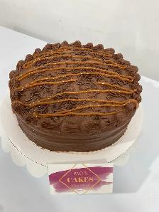 Chocolate Cake with Dulce de Leche - Photo 9