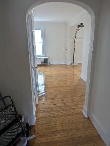 Bachelor Apt for Rent near Costco in Oshawa - Photo 6