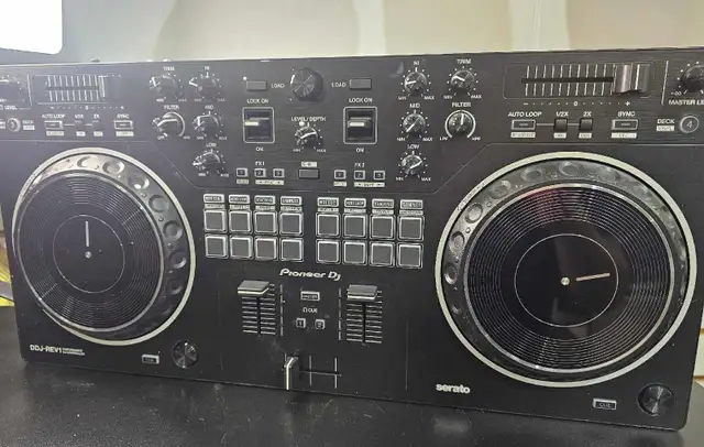 Pioneer DDJ Rev1 With Box
