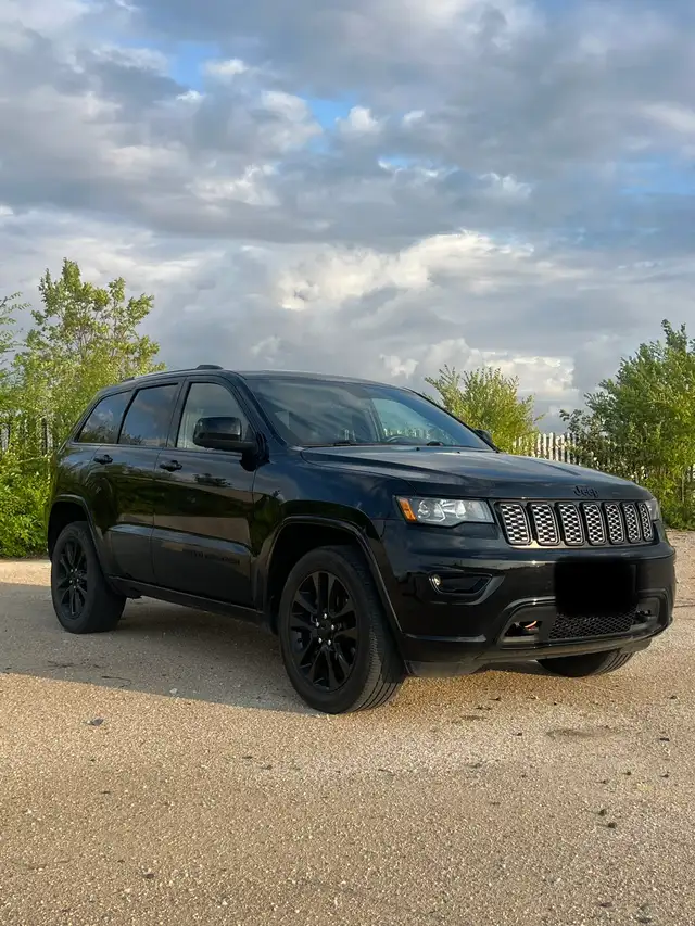 2018 Grand Cherokee Altitude IV