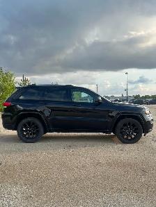 2018 Grand Cherokee Altitude IV - Photo 4
