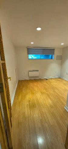 4 ½ à louer, spacieux et lumineux, sous-sol triplex tranquille - Photo 5