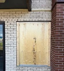 Glass Repair- Cracked or foggy glass - Photo 4