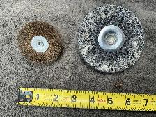 Two Grinding & Polishing Wheels ! - Photo 3