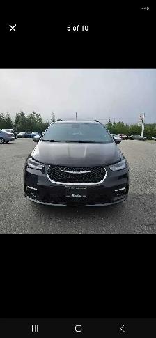 2024 Chrysler Pacifica Pinnacle - Photo 2