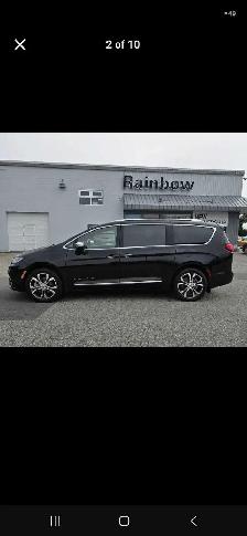 2024 Chrysler Pacifica Pinnacle - Photo 3
