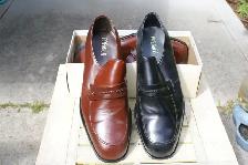 DRESS SAFETY SHOES FOR THE OFFICE OR ON PRODUCTION FLOOR