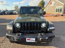 2022 Jeep Wrangler - Photo 2