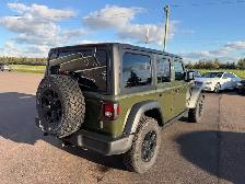 2022 Jeep Wrangler - Photo 4