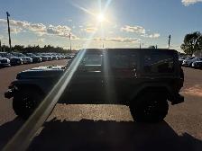 2022 Jeep Wrangler - Photo 7
