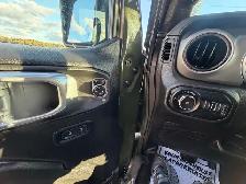 2022 Jeep Wrangler - Photo 19