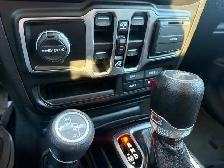 2022 Jeep Wrangler - Photo 26