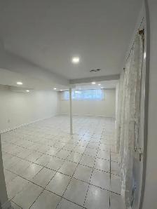 Semi Detached Raised Bungalow in Mississauga (Downstairs Unit) - Photo 2