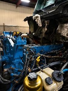 Truck Mechanic Wanted - Photo 2
