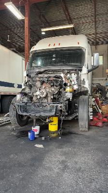 Truck Mechanic Wanted - Photo 4